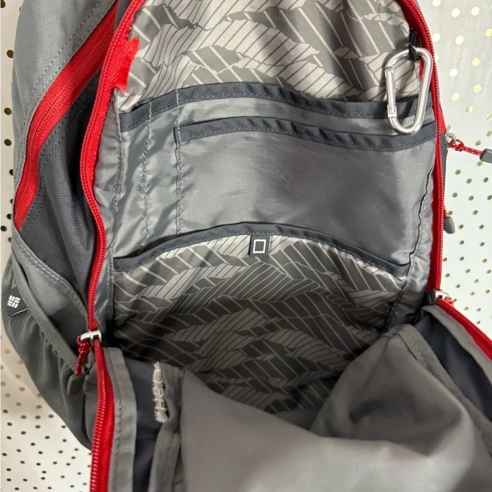 Columbia Men's Gray and Red Backpack